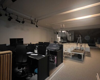 ELIM-Hall Blick auf Technik